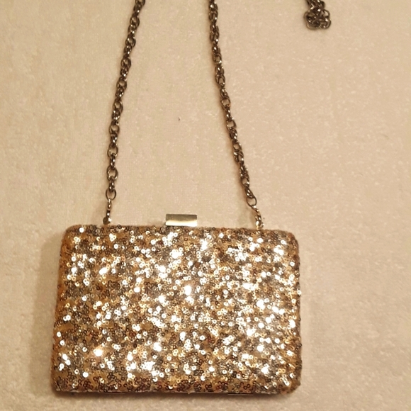 WHBM Gold/Silver Sequins 7.5Wx5'Hx1.5 Clutch/Purse